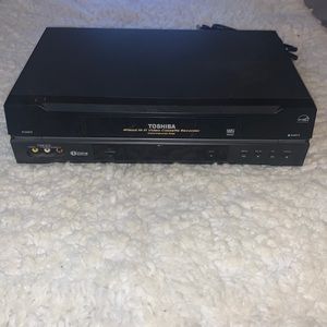 Toshiba W522 VCR
